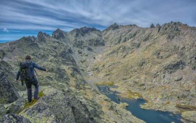 Laguna Grande de Gredos, Pico Almanzor y Cuevas del Águila